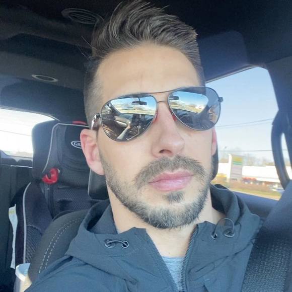 Meet your Posher, Tim - Picture 1 of 1